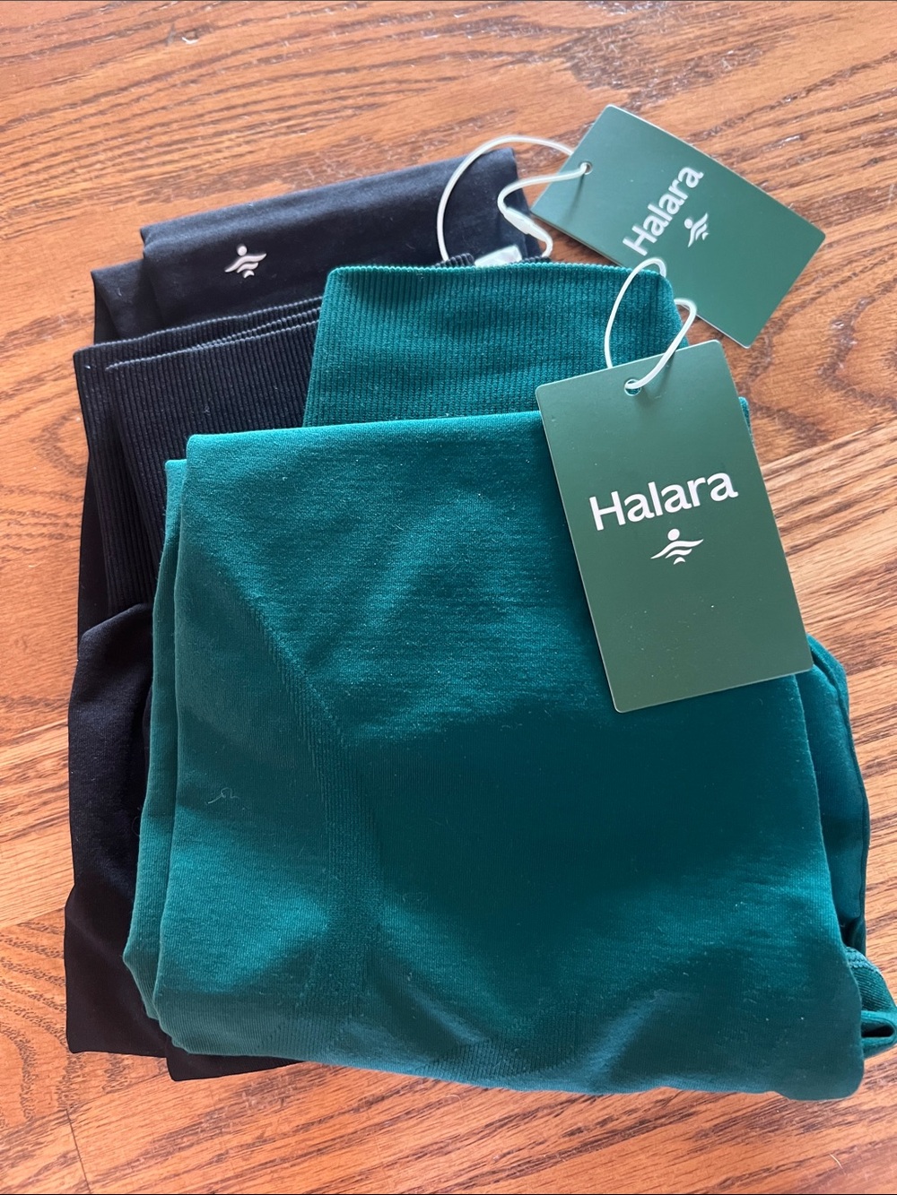 HALARA Leggings (2 pairs) in JuneBug and Black-BRAND NEW